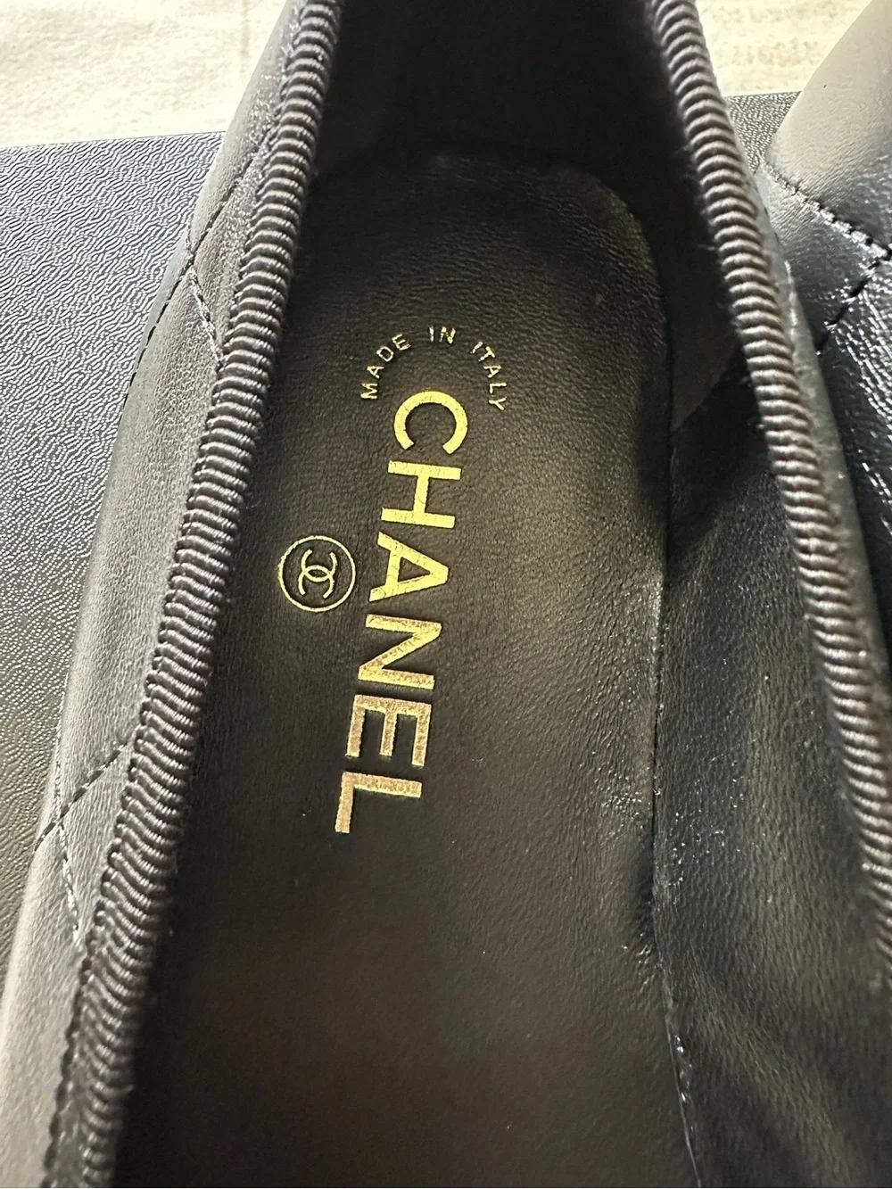 CHANEL 26M Coco Beach Cambon Quilted Leather Ballet Flats black size 39
